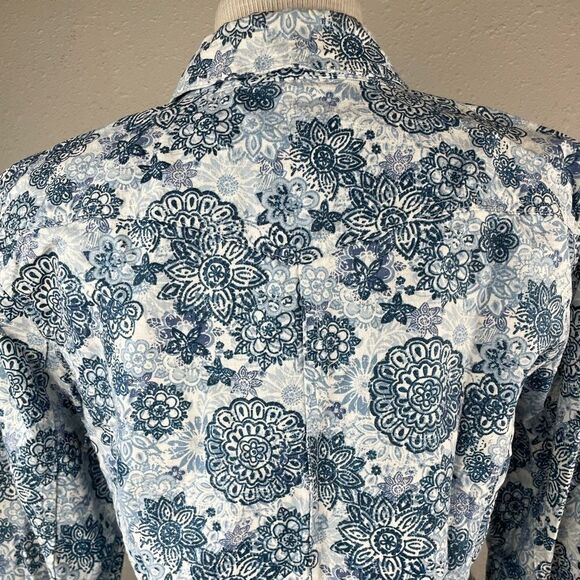 Christopher & Banks Button Down Shirt Size L EUC - Picture 8 of 11